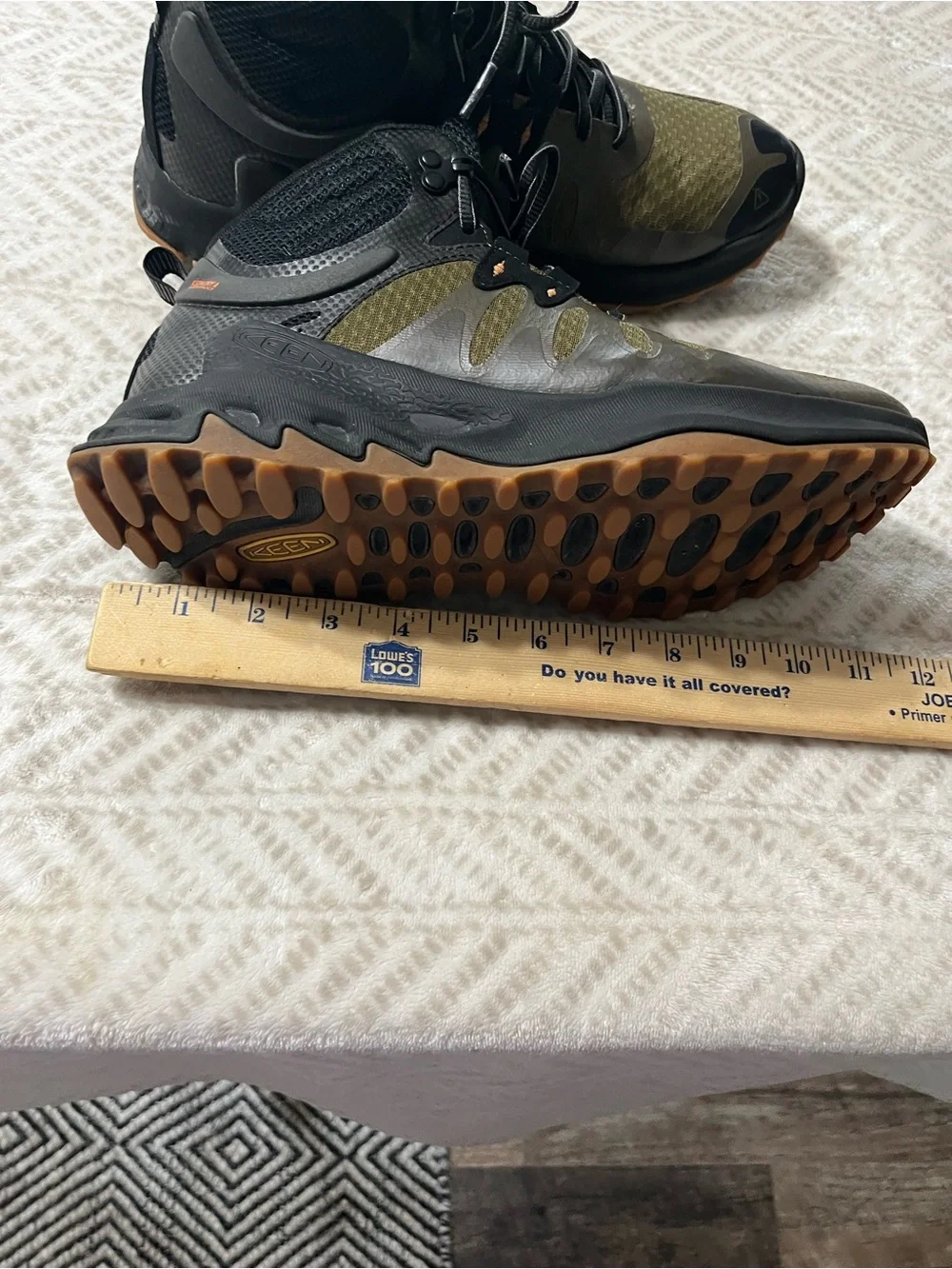KEEN Men's Green Black Waterproof Hiking Boots 9.5